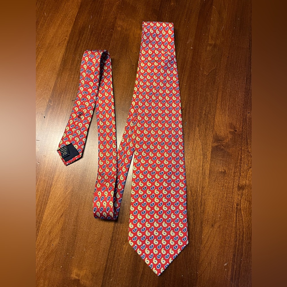 Brooks Brother 100% silk made in Italy